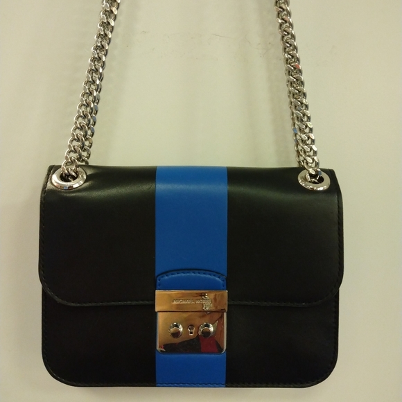 Michael Kors Handbags - MICHAEL KORS Black & Blue Leather Purse